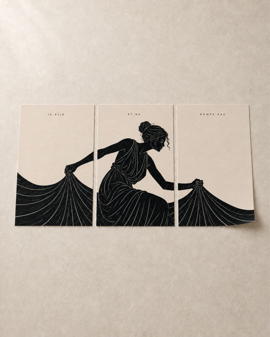 Triptyque — Je plie et ne romps pas